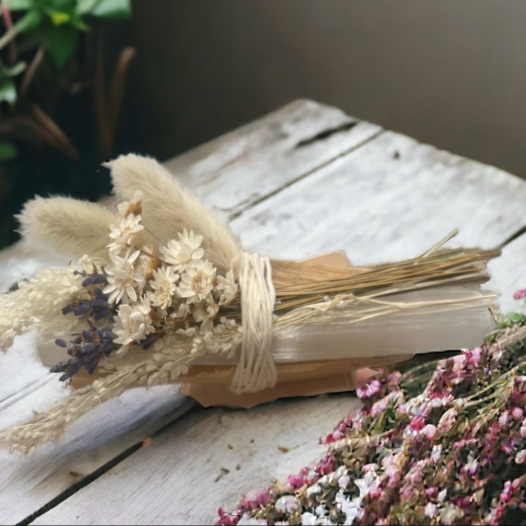 PALO SANTO-SELENITE BUNDLE
